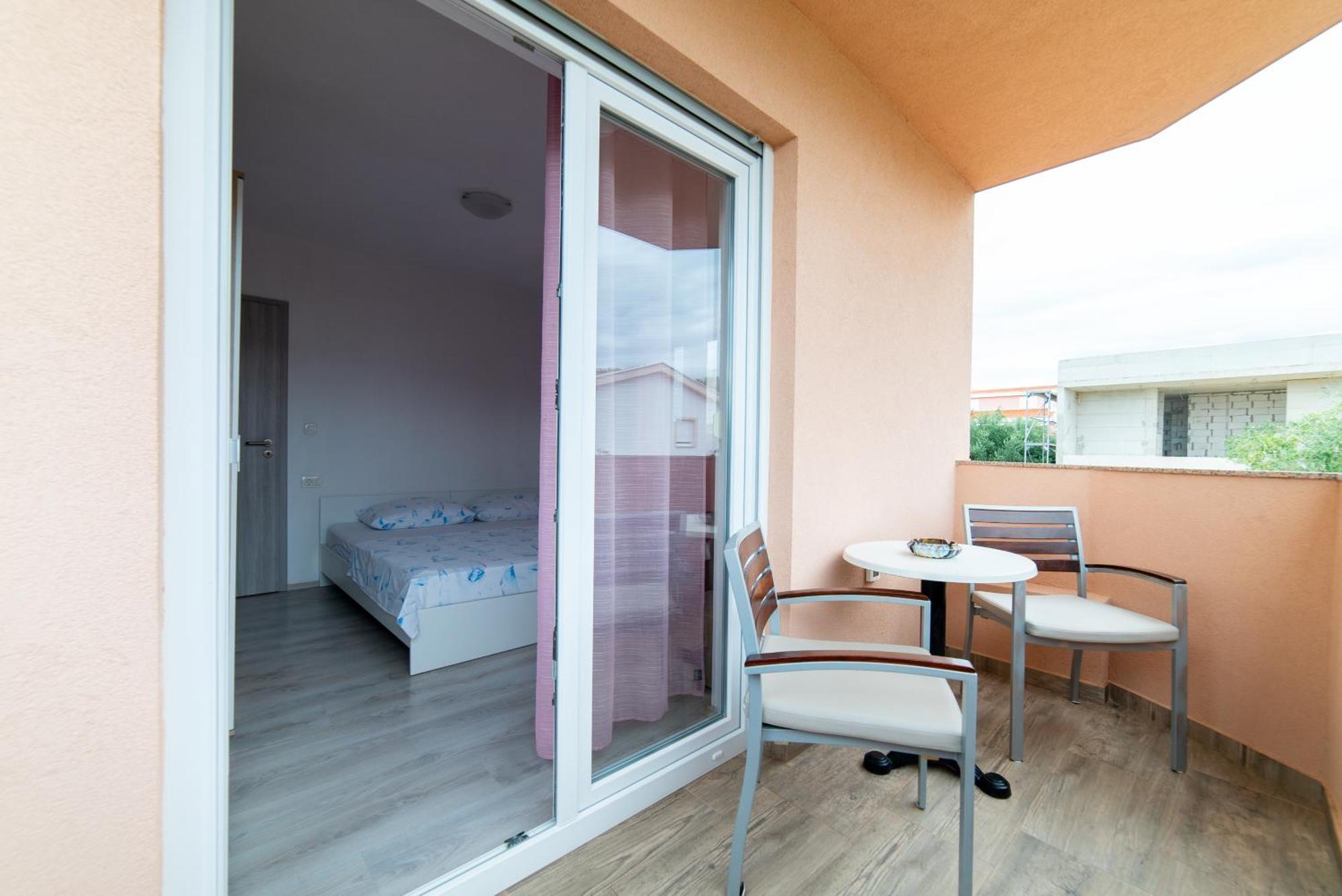 Mario Apartment Vir Exterior photo