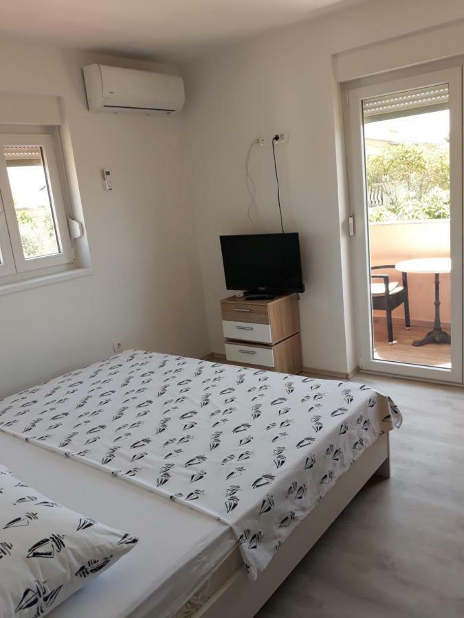 Mario Apartment Vir Exterior photo