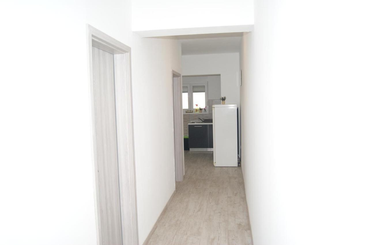 Mario Apartment Vir Exterior photo